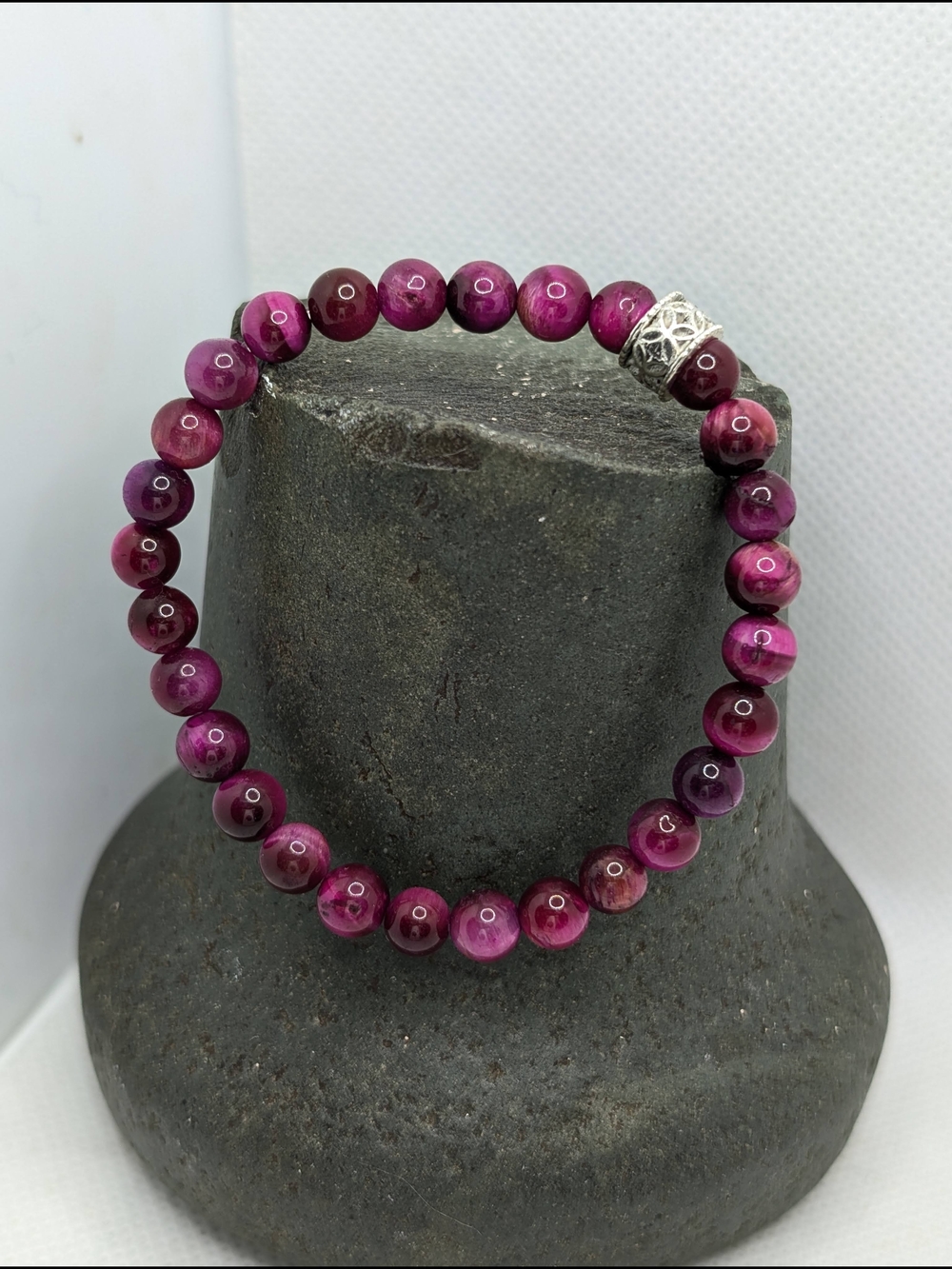 Hand Crafted Purple Beaded Bracelet with Silver Accent